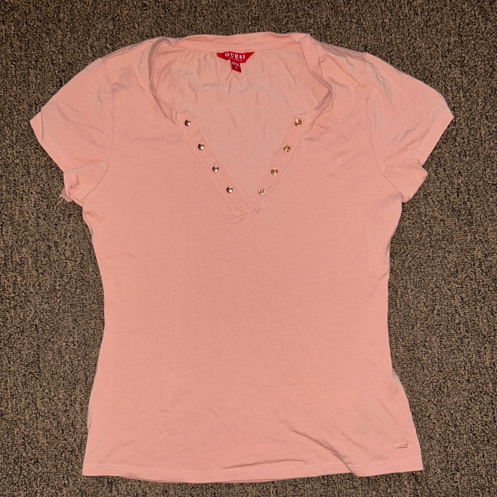 guess light pink v-neck